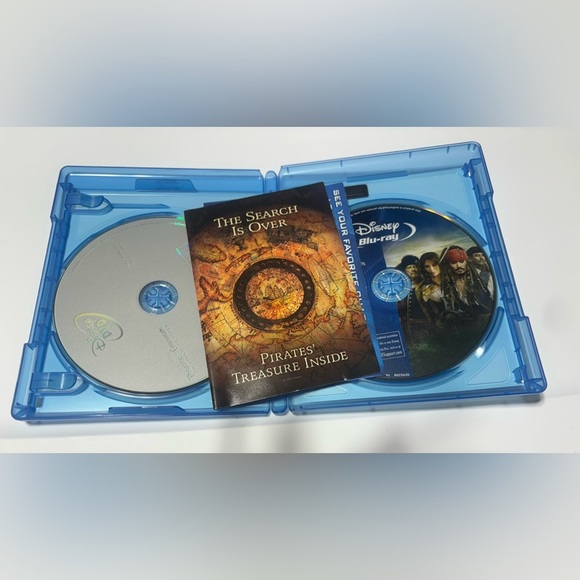 Pirates of the Caribbean: On Stranger Tides. Blu-ray and DVD combo pack. - Picture 3 of 3
